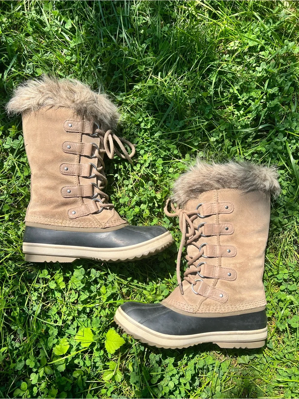 Women Sorel Joan of Arctic Tall Snow Boat Gently Preowned Classic Fur Lined 9